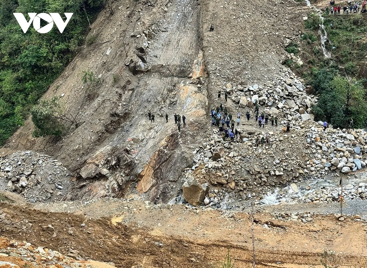 Landslide at Lai Chau hydropower construction site leaves five dead, four injured